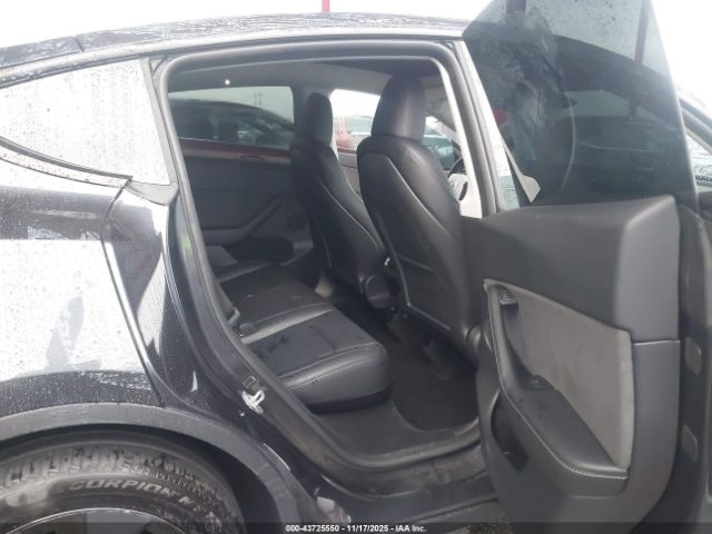 2024 TESLA MODEL Y 7SAYGDEDXRF151981 Photo 7