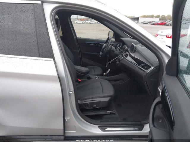 2020 BMW X1 WBXJG7C06L5P49206 Photo 4