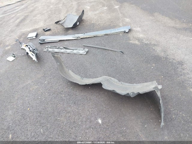 KMHLL4DGXSU998152 Hyundai ELANTRA SE
