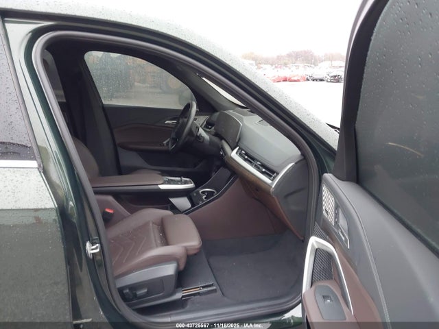 2024 BMW X1 WBX73EF0XR5Z27262 Photo 4