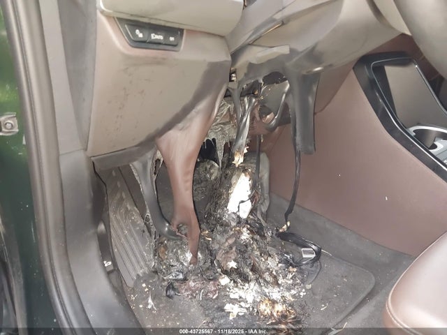 2024 BMW X1 WBX73EF0XR5Z27262 Photo 5