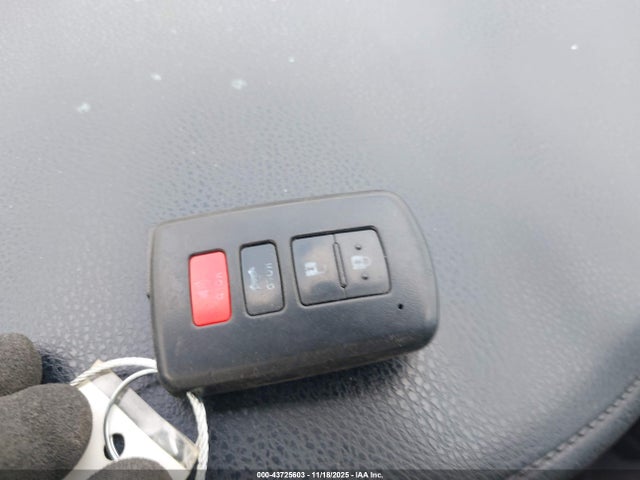 5YFBURHE1FP277210 Toyota Corolla S Premium