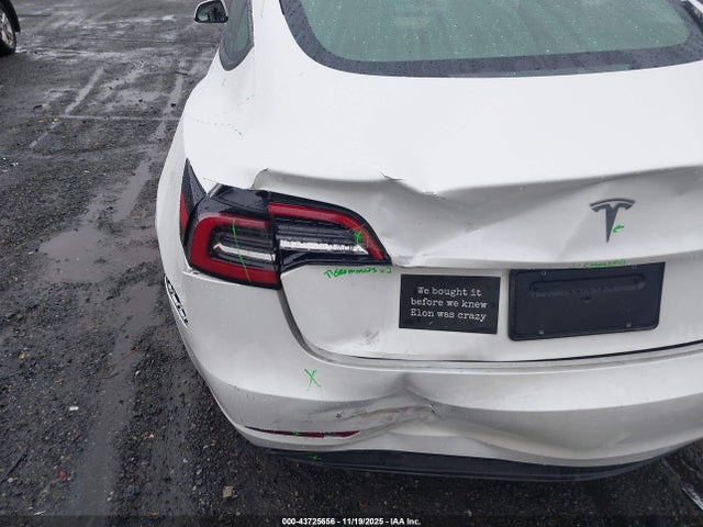 2021 TESLA MODEL 3 5YJ3E1EB8MF032863 Photo 5