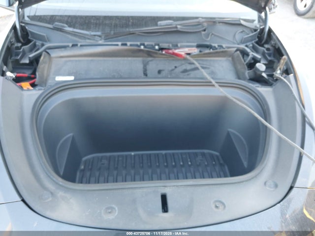 2022 TESLA MODEL Y 7SAYGDEE4NA006032 Photo 9