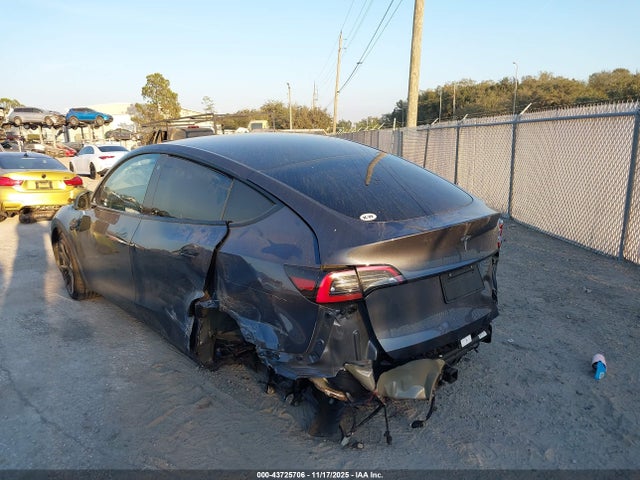 2022 TESLA MODEL Y 7SAYGDEE4NA006032 Photo 5