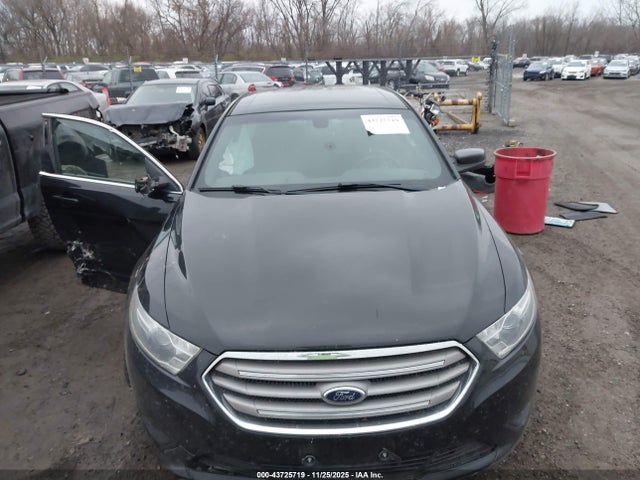 1FAHP2E88EG133330 Ford TAURUS SEL