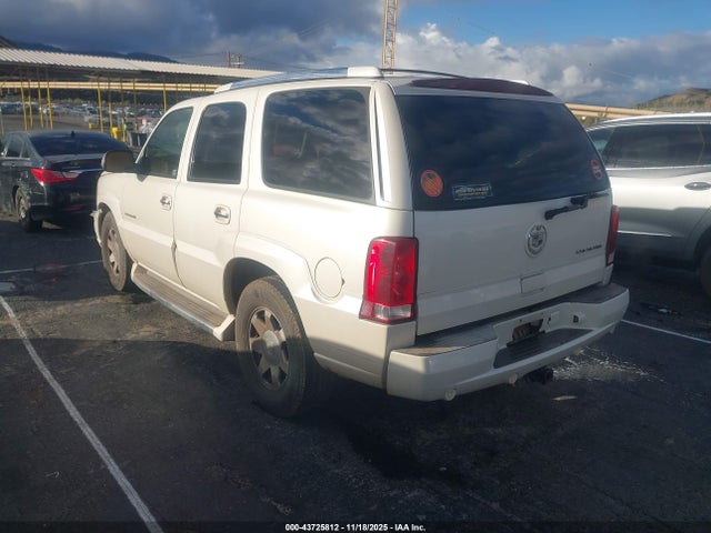 2002 CADILLAC ESCALADE 1GYEK63N92R278947 Photo 2