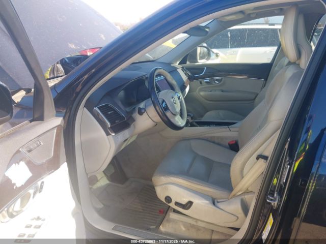 2016 VOLVO XC90 YV4A22PKXG1021652 Photo 4