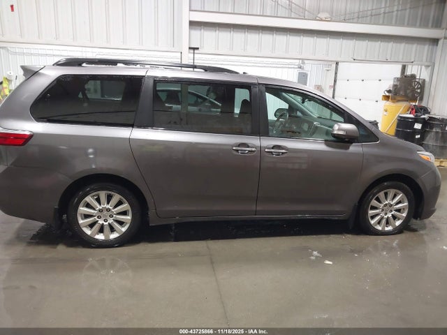 5TDDK3DC3FS112279 Toyota Sienna Limited Premium 7 Passenger