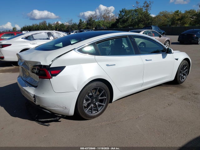 2020 TESLA MODEL 3 5YJ3E1EB7LF637536 Photo 3