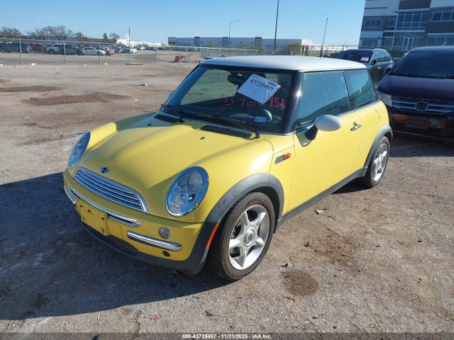 2002 MINI COOPER WMWRC33442TE10512 Photo 1