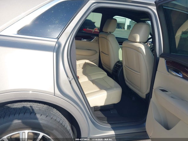 2018 CADILLAC XT5 1GYKNCRS8JZ194400 Photo 7