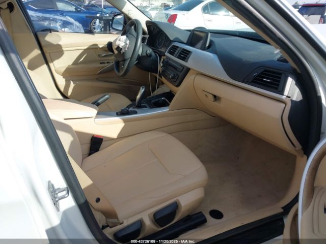 2014 BMW 320I WBA3B1C52EK132173 Photo 4