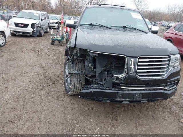 5LMJJ3JT0GEL10487 Lincoln Navigator L Select