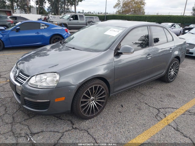 Продаж на аукціоні авто 2010 Volkswagen Jetta S, vin: 3VWJZ7AJ2AM017355, номер лоту: 43726279