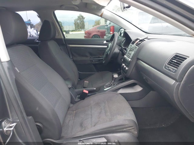 Продаж на аукціоні авто 2010 Volkswagen Jetta S, vin: 3VWJZ7AJ2AM017355, номер лоту: 43726279