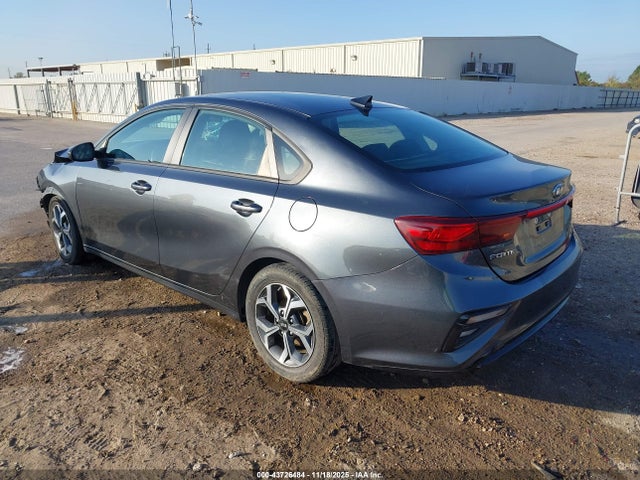 2021 KIA FORTE 3KPF24AD2ME263326 Photo 2
