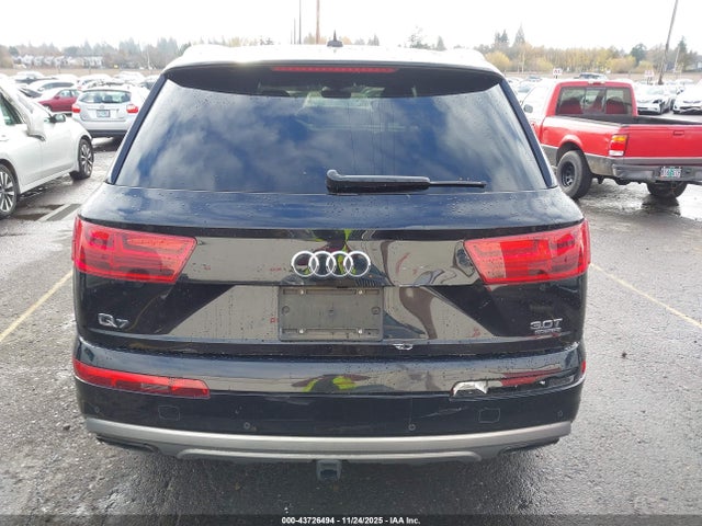 WA1LAAF71JD051564 Audi Q7 3.0t Premium