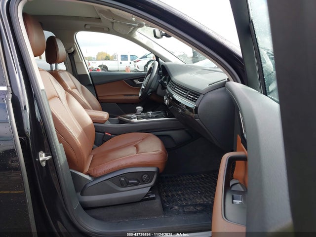 2018 AUDI Q7 WA1LAAF71JD051564 Photo 4