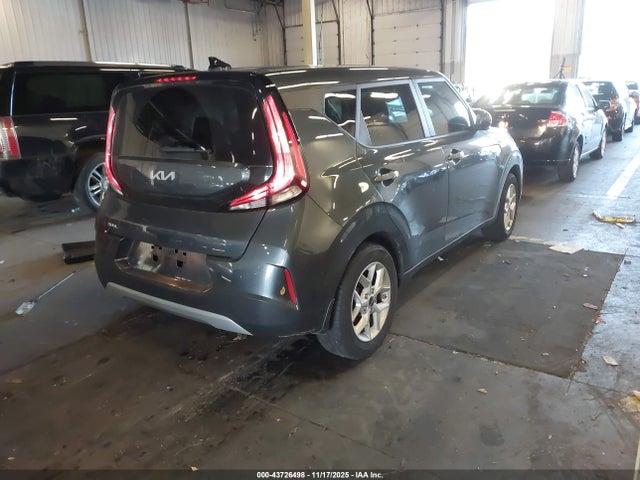 KNDJ23AU1R7904090 KIA SOUL S