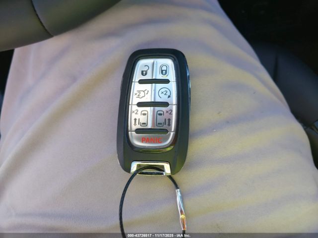 2025 CHRYSLER PACIFICA 2C4RC1BG3SR552714 Photo 10