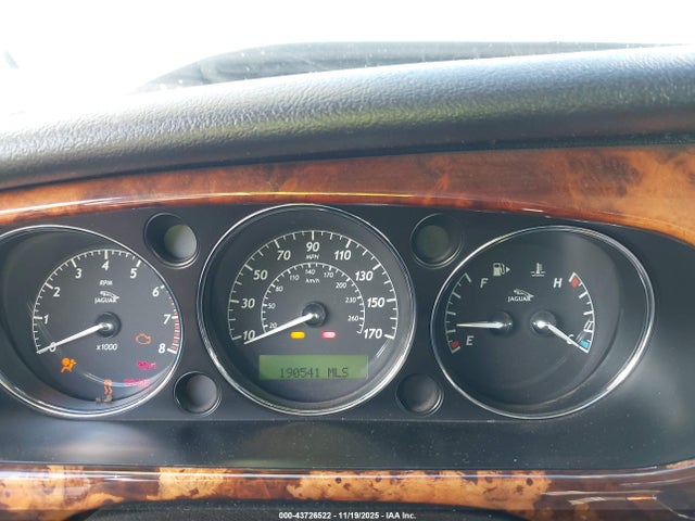 2008 JAGUAR XJ SAJWA79B68SH21531 Photo 6