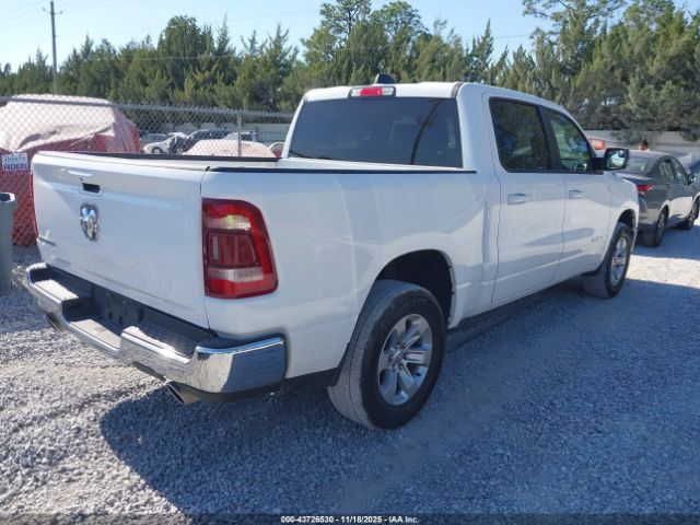 2024 RAM 1500 1C6RREJT2RN218550 Photo 3
