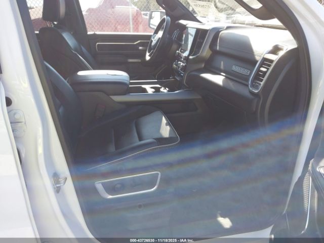 2024 RAM 1500 1C6RREJT2RN218550 Photo 4