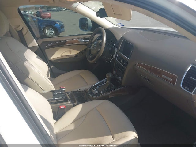 2017 AUDI Q5 WA1C2AFP8HA094789 Photo 4