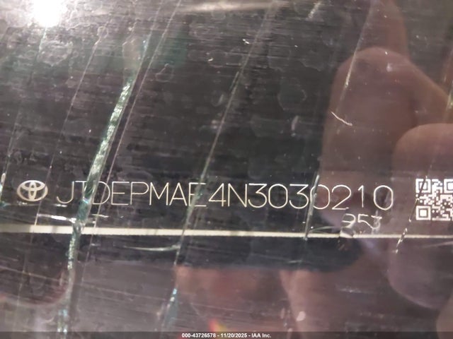 JTDEPMAE4N3030210 Toyota COROLLA LE