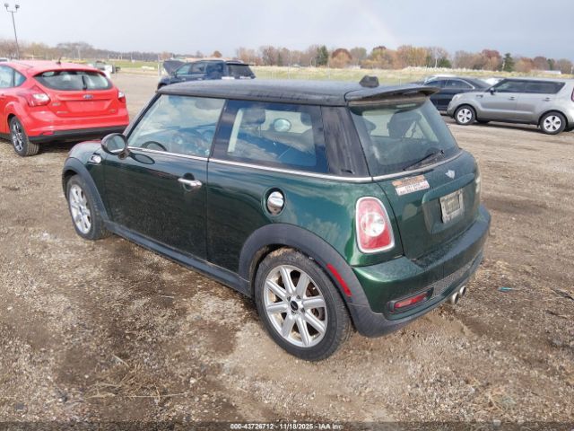 2012 MINI COOPER S WMWSV3C53CTY25890 Photo 2