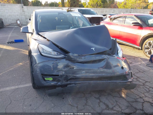 2023 TESLA MODEL Y 7SAYGDEE1PA061587 Photo 5