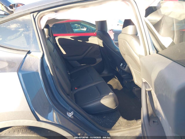 2023 TESLA MODEL Y 7SAYGDEE1PA061587 Photo 7