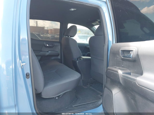 3TMCZ5ANXKM258438 Toyota Tacoma Trd Off Road/trd Sport
