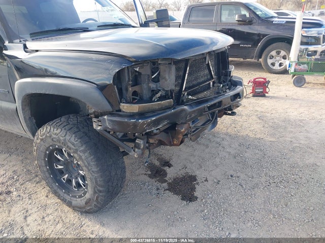Продаж на аукціоні авто 2006 Gmc Sierra 2500hd Slt, vin: 1GTHK23D56F208209, номер лоту: 43726815