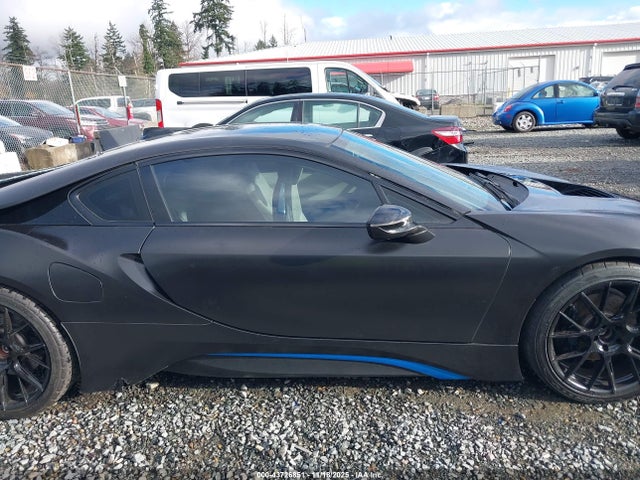 BMW I8 2014 WBY2Z2C54EVX64282 Image 13