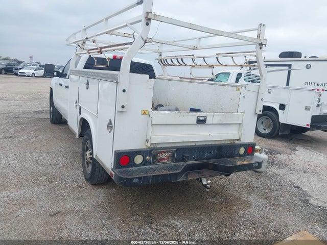 1GB2KUEGXFZ510588 Chevrolet Silverado 2500hd Wt