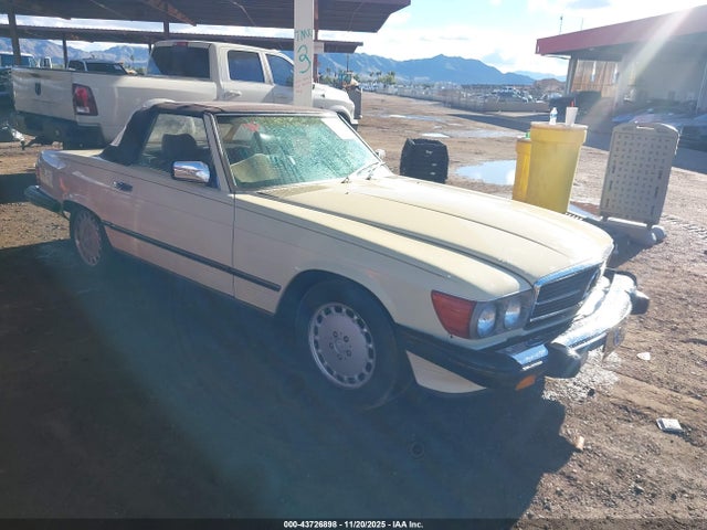 1988 MERCEDES-BENZ 560 WDBBA48DXJA085153