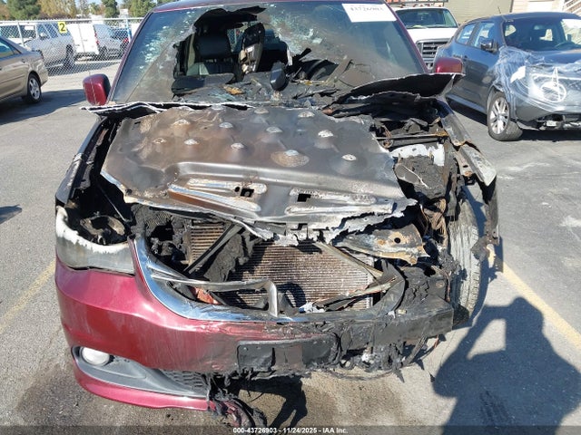 2C4RDGCG1JR183946 Dodge Grand Caravan Sxt