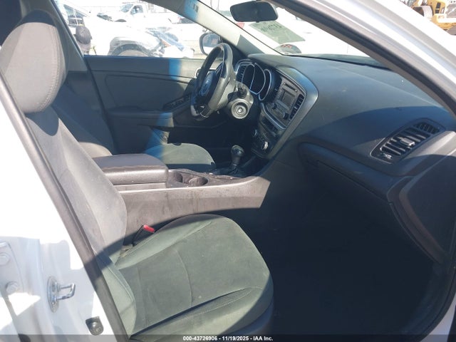 5XXGM4A76FG392401 KIA Optima Lx