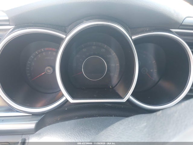5XXGM4A76FG392401 KIA Optima Lx