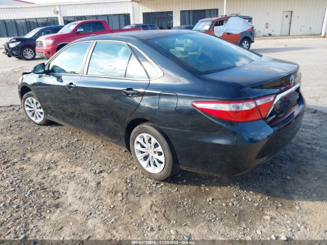 2015 TOYOTA CAMRY 4T1BF1FK9FU968858 Photo 2