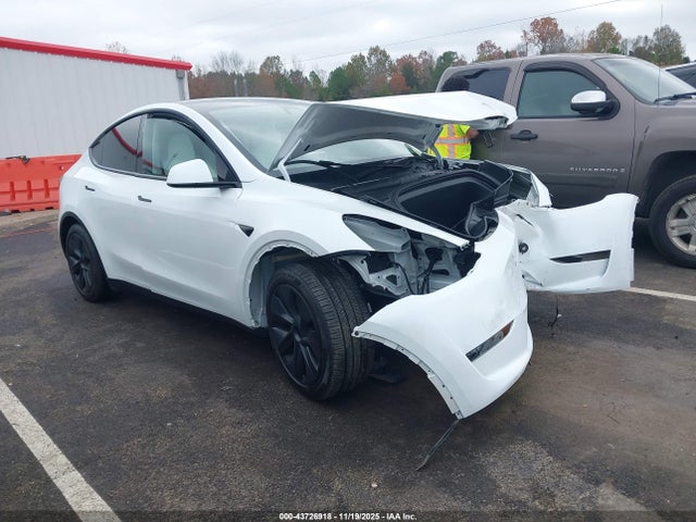 2025 TESLA MODEL Y 7SAYGDED3SA358344 Photo 0