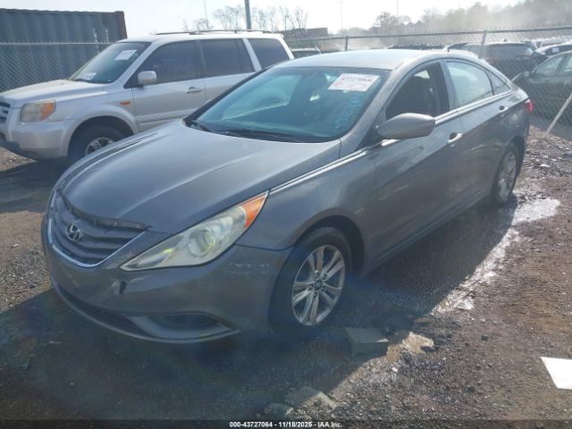 2011 HYUNDAI SONATA 5NPEB4AC2BH135745 Photo 1