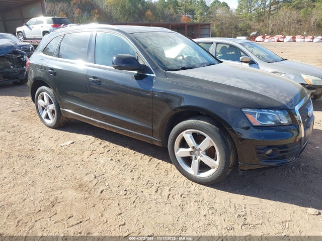 2011 AUDI Q5 WA1LFAFP1BA070989 Photo 0