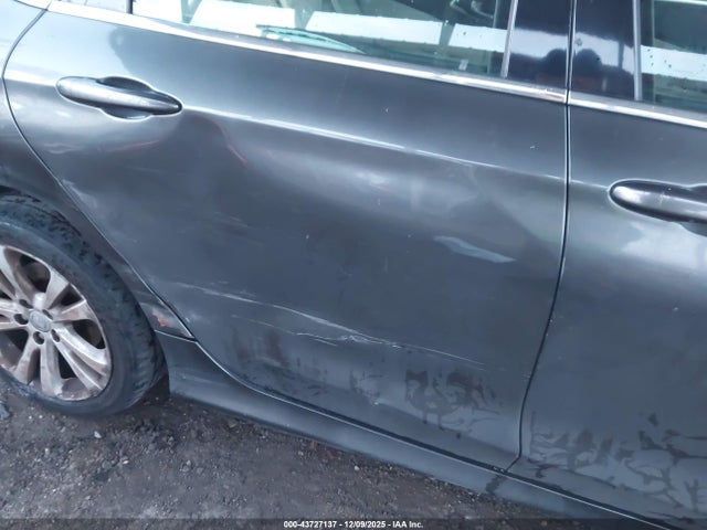 43727137 :رقم المزاد ، 1C3CCCAB7FN633472 vin ، 2015 Chrysler 200 Limited مزاد بيع