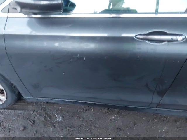 43727137 :رقم المزاد ، 1C3CCCAB7FN633472 vin ، 2015 Chrysler 200 Limited مزاد بيع