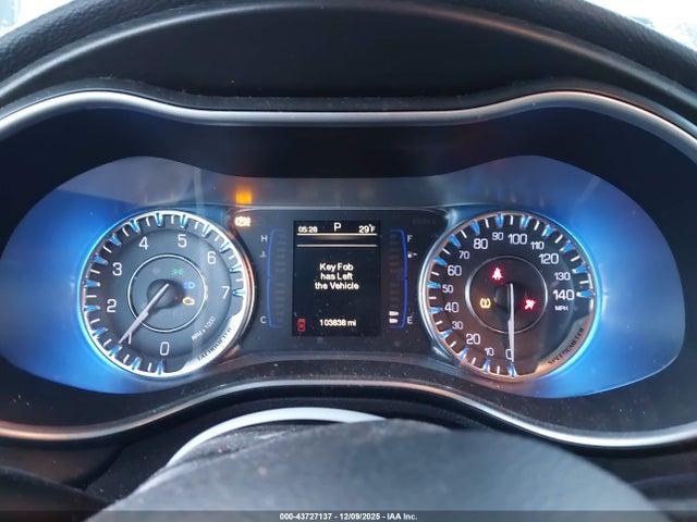 43727137 :رقم المزاد ، 1C3CCCAB7FN633472 vin ، 2015 Chrysler 200 Limited مزاد بيع