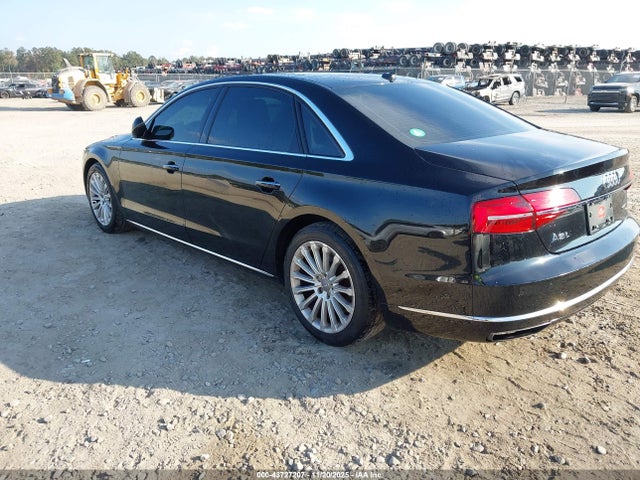 2016 AUDI A8 L WAU34AFD2GN007625 Photo 2