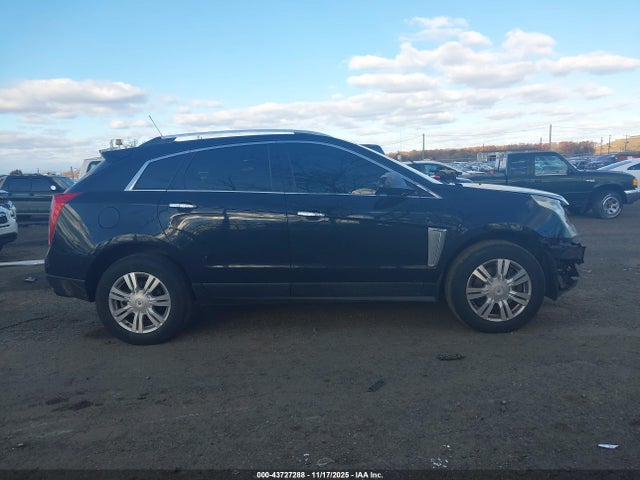 43727288 :رقم المزاد ، 3GYFNEE39GS505477 vin ، 2016 Cadillac Srx Luxury Collection مزاد بيع